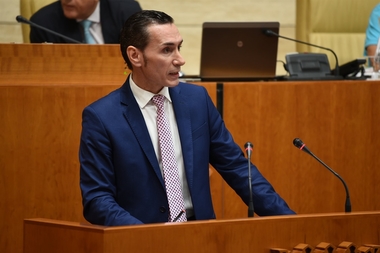 El PP insiste en la 
