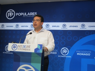 El PP de Extremadura considera que con las primarias del PSOE 