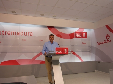 El PSOE extremeño invita a la sociedad civil a 