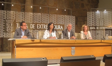 El curso escolar arranca este miércoles en Extremadura 1.000 alumnos menos y 123 docentes más