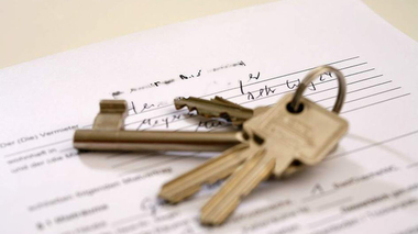 La firma de hipotecas sobre viviendas crece en Extremadura en septiembre un 15,8% en tasa interanual
