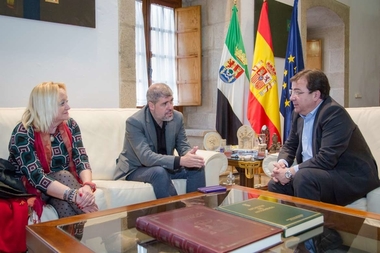 Vara recibe al secretario general de CC.OO, Unai Sordo