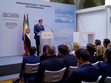 Hoy lunes, Mariano Rajoy firma en Badajoz la Obligación de Servicio Público de los vuelos a Madrid y Barcelona