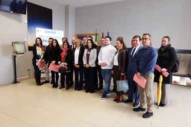 Esther Gutiérrez presenta la apertura al público del restaurante de la Escuela Superior de Hostelería de Mérida