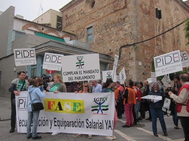 Sindicatos de funcionarios exigen una declaración institucional de la Asamblea en apoyo a la mejora de sus condiciones
