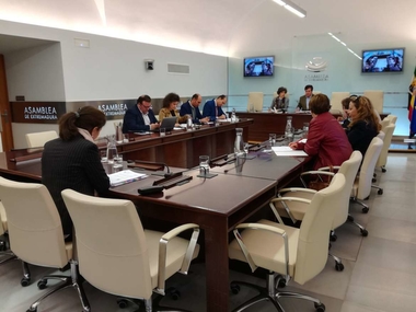 La Dirección General de Tributos afirma que Extremadura no lidera la presión fiscal en impuestos cedidos por el Estado