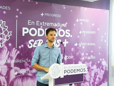 Podemos apuesta por no dejar de movilizarse en favor del tren y exige a Vara situar la reclamación en la agenda nacional