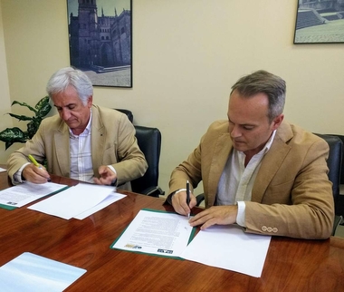 INTROMAC y el Colegio Oficial de Arquitectos de Extremadura firman un convenio para la cooperación en actividades técnicas, profesionales, divulgativa