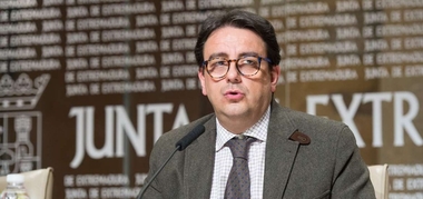 Vergeles dice que el gasto sanitario lo generan los inmigrantes que vienen 