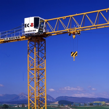 Electromecánicos, ingenieros técnicos, gruistas y personal con idiomas, perfiles más difíciles de cubrir en Extremadura