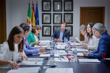 La Junta destina 7 millones al nuevo colegio de Cerro Gordo de Badajoz y obras en dos centros en Don Benito y Campanario