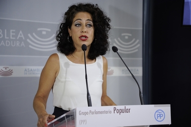 El PP critica que Extremadura es la segunda CCAA donde menos baja el paro y vaticina un aumento del empleo público
