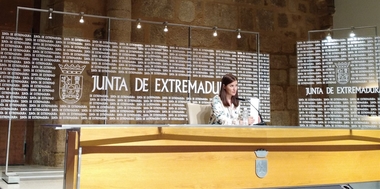 Vara y Jaén (Podemos) se reúnen este jueves para abordar temas como la Ley de Renta Mínima o los planes de empelo social