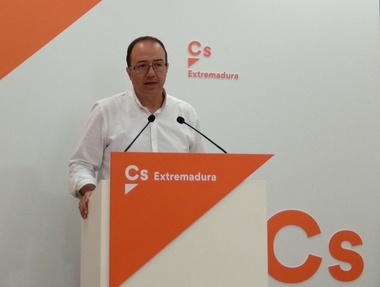 Cs Extremadura afirma que PP y PSOE son 