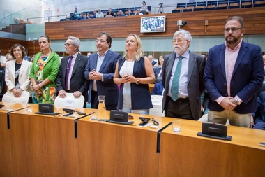 Fernández Vara participa en el homenaje a las víctimas del terrorismo y señala que siempre estarán en el recuerdo y la memoria de todos