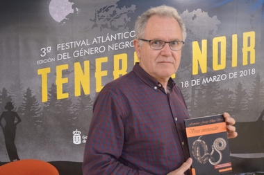Francisco Javier Illán Vivas presenta su novela VERSOS ENVENENADOS