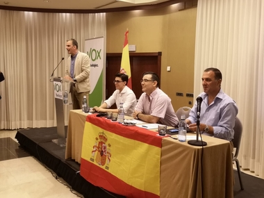 Cronica Acto VOX en Badajoz