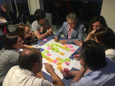 La Dirección General de Acción Exterior trabaja en la conexión del talento de extremeños residentes en Madrid