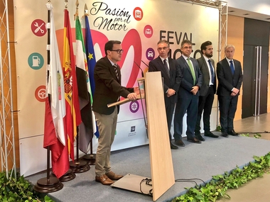 Diputación de Badajoz hace entrega de los primeros vehículos eléctricos del Plan MOVEM en la inauguración de FEVAL MOTOR