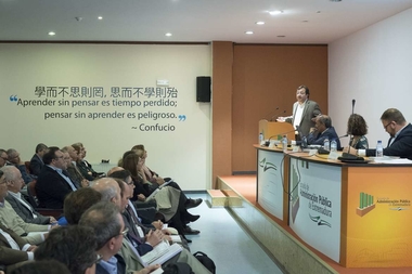Fernández Vara subraya la importancia del consenso en la nueva Ley de Cooperativas