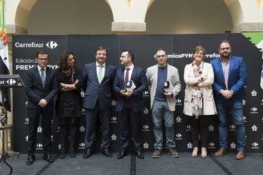 El presidente de la Junta ensalza el trabajo y la apuesta por la calidad de los productores de la región