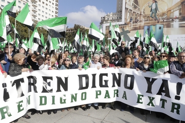 Ni procesión ni entierro. La manifestación del tren
