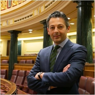 Por fin, un diputado gitano en el congreso