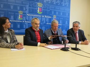 Fundación CB y el Ayuntamiento de Badajoz renuevan el convenio para la realización de actividades culturales