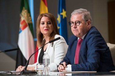 La Junta de Extremadura aboga por redimensionar los órganos de contratación para una gestión eficiente de los recursos públicos