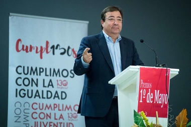 Fernández Vara apuesta por reforzar el papel de las organizaciones en un mundo cada vez más complejo y cambiante