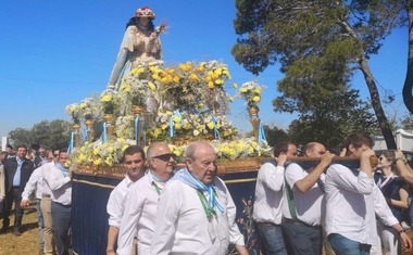 Fernández Vara asiste a la misa con motivo de la Romería de Bótoa