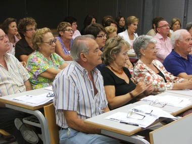Los mayores vuelven a la universidad para continuar activos o hacer trabajos de voluntariado