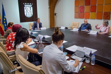 El Consejo de Gobierno aprueba un nuevo marco normativo para el Voluntariado, primer proyecto de ley de esta legislatura