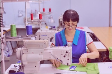 Batacazo en la industria: 15.000 autónomos y autónomas menos en el último año