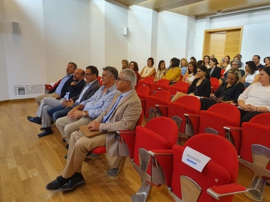 Rafael España señala que la nueva Oficina de Proyectos Europeos de la UEx pretende la promoción europea de la I+D+i