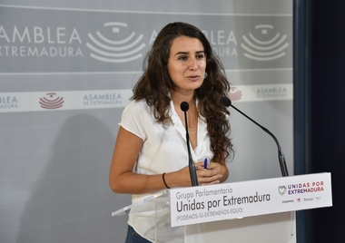 Unidas Por Extremadura denuncia el rodillo de la mayoría absoluta del PSOE al vetar la pregunta de De Miguel al presidente Vara
