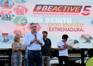 El director general de Deportes pone en valor las actividades que acercan la actividad física y los hábitos saludables a la ciudadanía