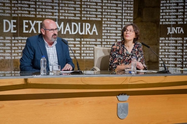 La campaña Respiraterapia trasladará a ocho localidades extremeñas las ventajas del reciclaje, también para la salud