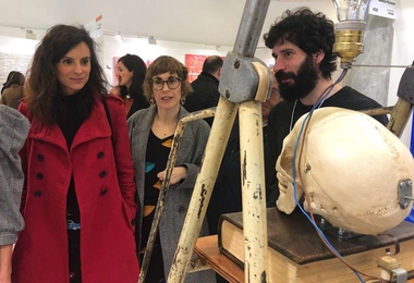 La consejera de Cultura visita a los participantes extremeños en ArcoMadrid 2020