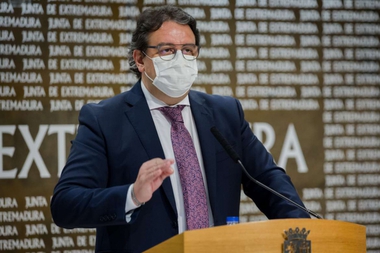 La Junta permitirá la apertura de establecimientos de hostelería, de 7 a 18 horas, con un límite de aforo del 40%