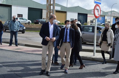 El presidente de la Diputación visita el nuevo paso soterrado bajo la vía férrea en Zafra