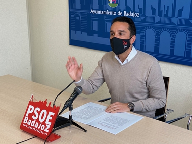 Cabezas critica que Policía Urbana no es capaz de tramitar las multas