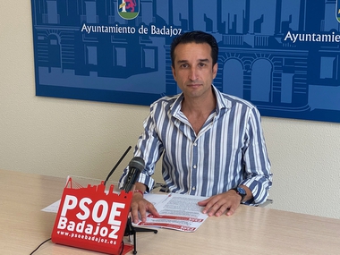 Cabezas exige al equipo de Gobierno impulsar nuevos parking en la ciudad