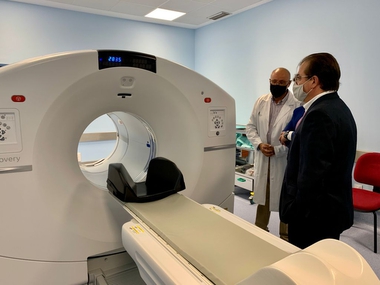 Fernández Vara destaca que los nuevos programas operativos de la UE permitirán reforzar equipamientos tecnológicos en centros hospitalarios