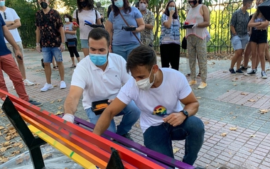 El alcalde manifiesta que recuperar el Paseo de la Diversidad tiene hoy más sentido que nunca