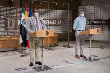 Extremadura logra el objetivo de la inmunidad de grupo al vacunar al 70 por ciento de la población contra la covid-19