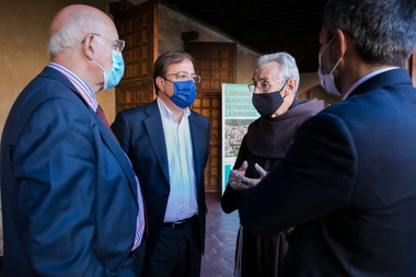 Fernández Vara reivindica la importancia del patrimonio extremeño en las I Jornadas Guadalupenses Patrimonio de la Humanidad