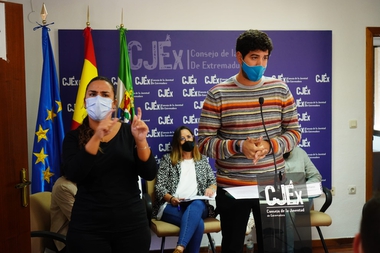 El 48,9% de la juventud extremeña se encuentra en riesgo de pobreza y exclusión