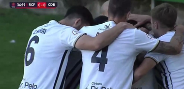 Golazo de Zelu con taquicardia en A Malata