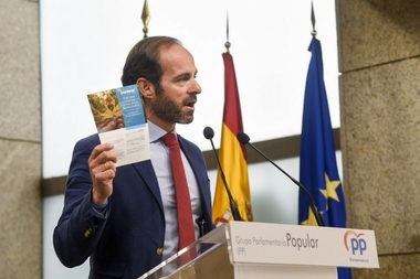 El PP afea a la Junta que hable de combatir la despoblación mientras desmantela la atención sanitaria rural